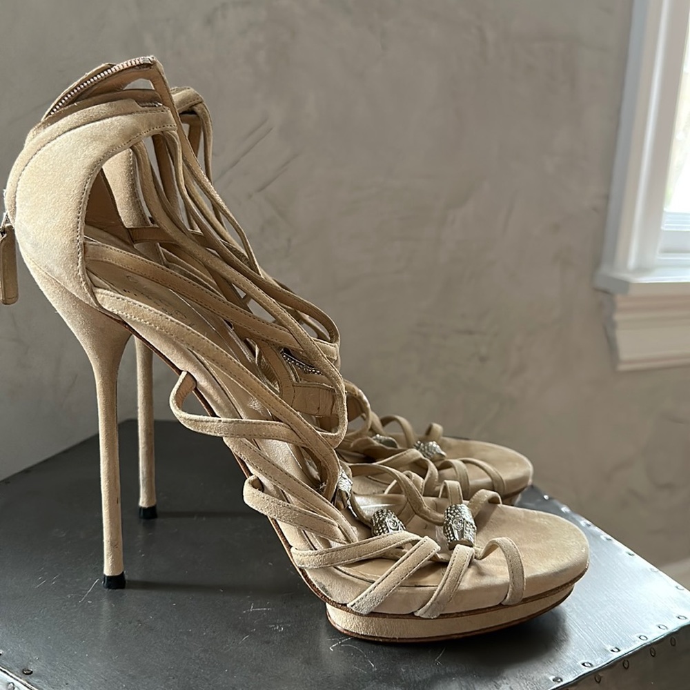 Gucci high heels sandals